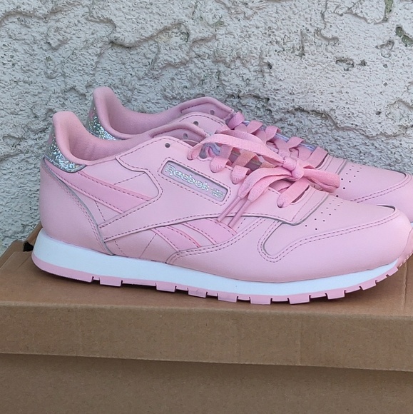 Reebok Other - Reebok classic leather pastel girl shoes
